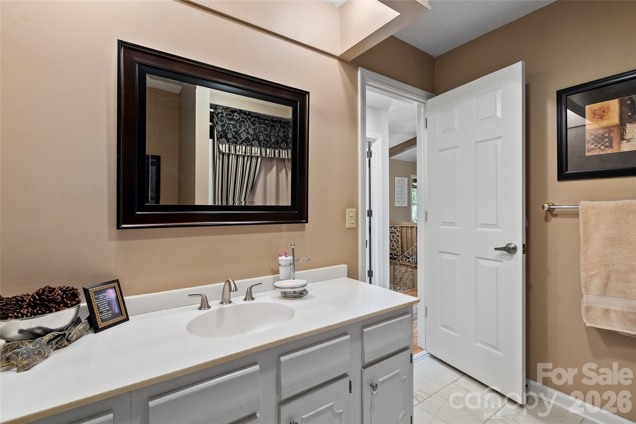3017 Chestnut Tree Road Property Photo 29