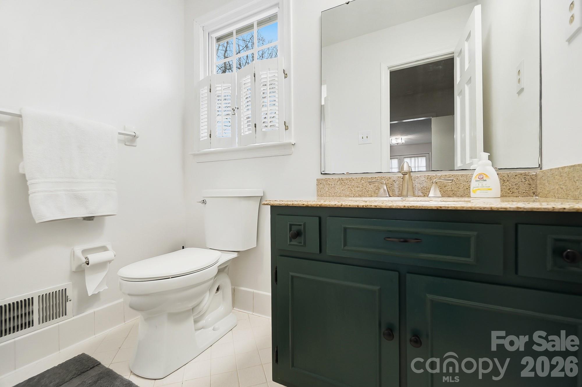 5637 Lebanon Road Property Photo 17