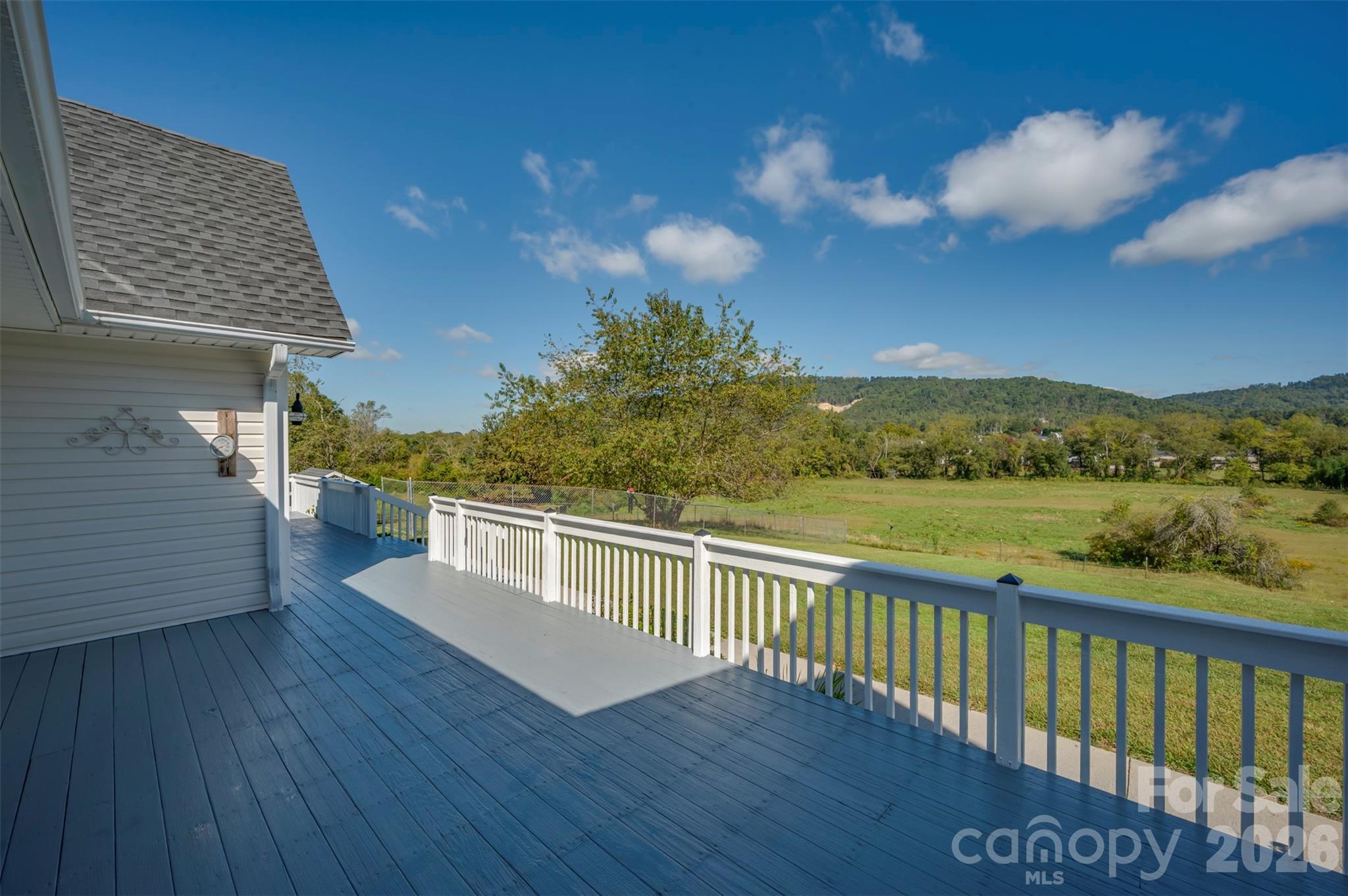 275 Souther Road Property Photo 7