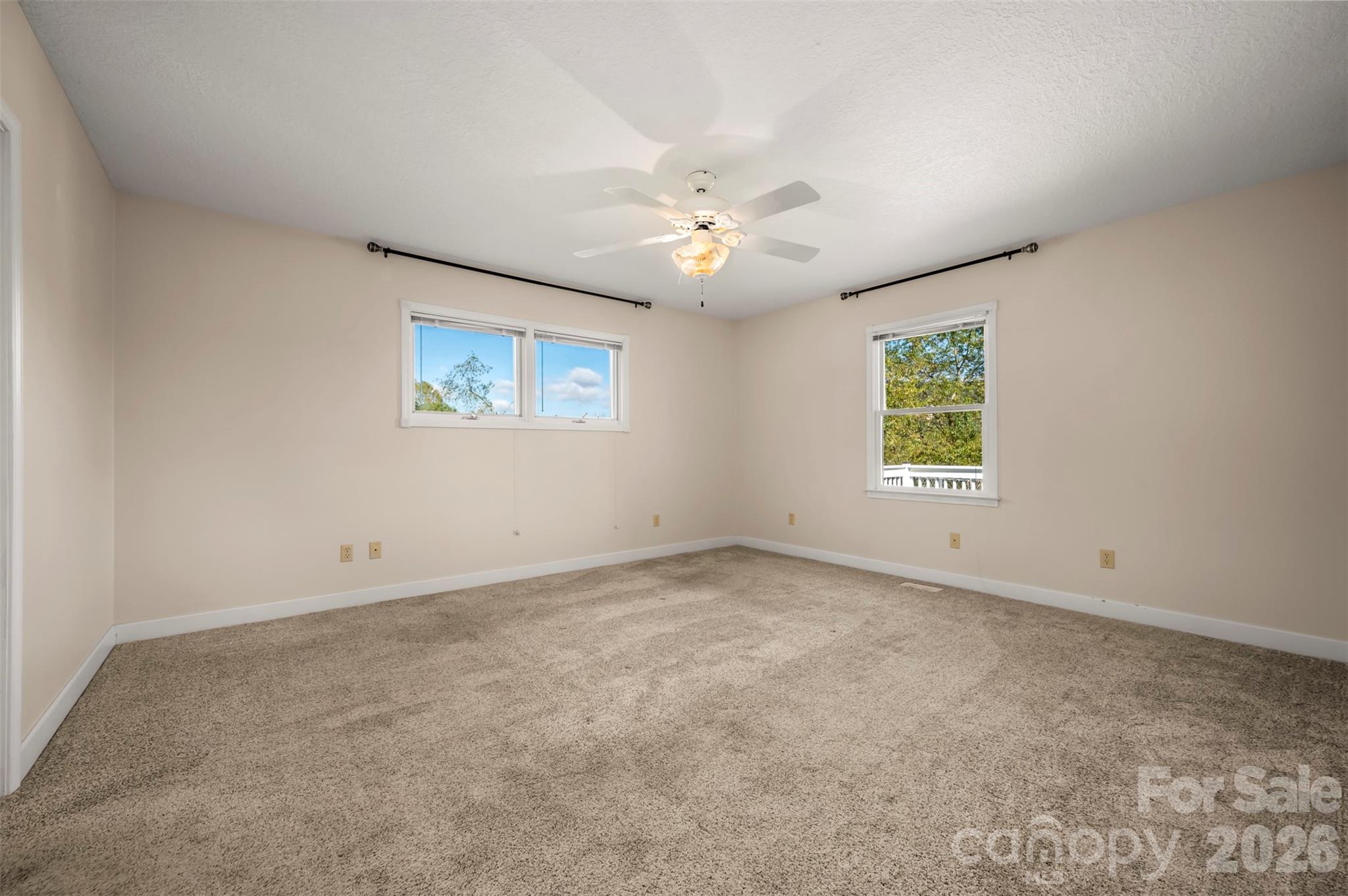 275 Souther Road Property Photo 8