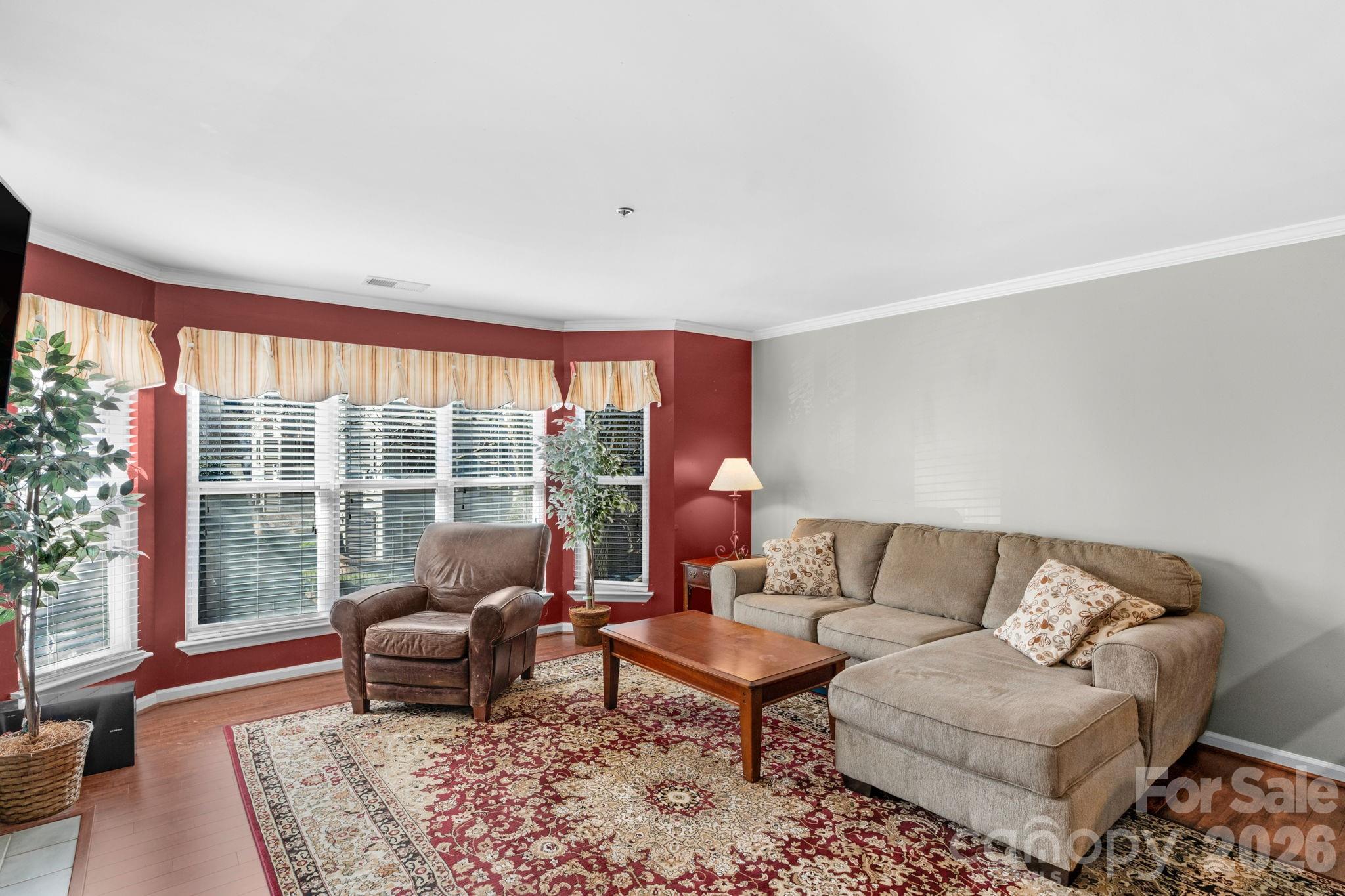 513 N Graham Street 2e Property Photo 10