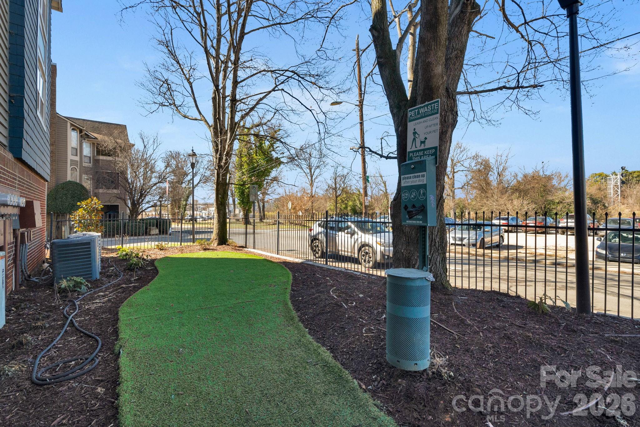 513 N Graham Street 2e Property Photo 27