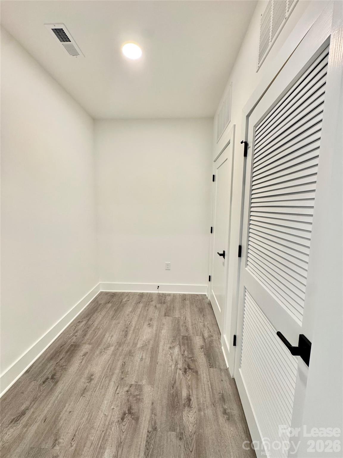 175 W Black Street 311 Property Photo 1