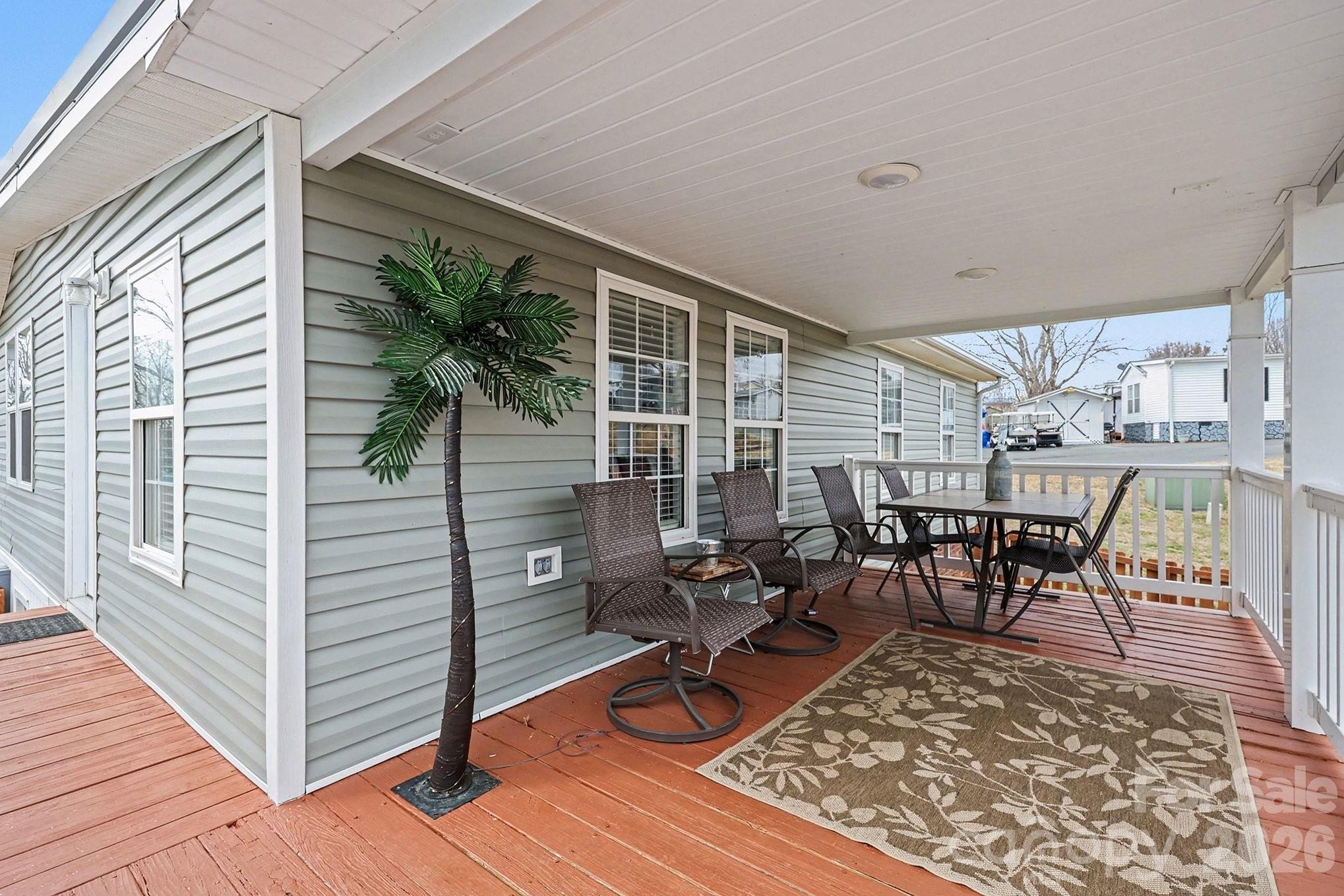 121 Grand View Drive 202/202a Property Photo 13