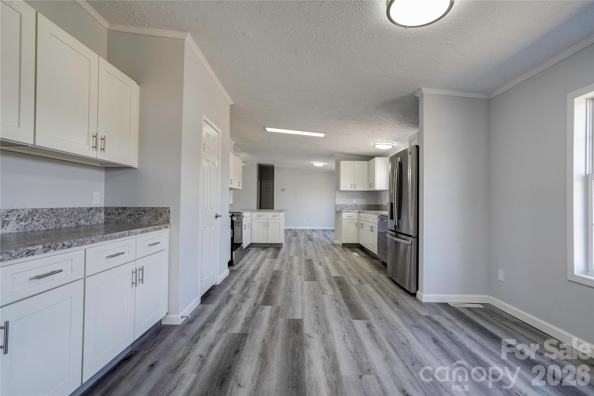 112 Jenny Drive Property Photo 10
