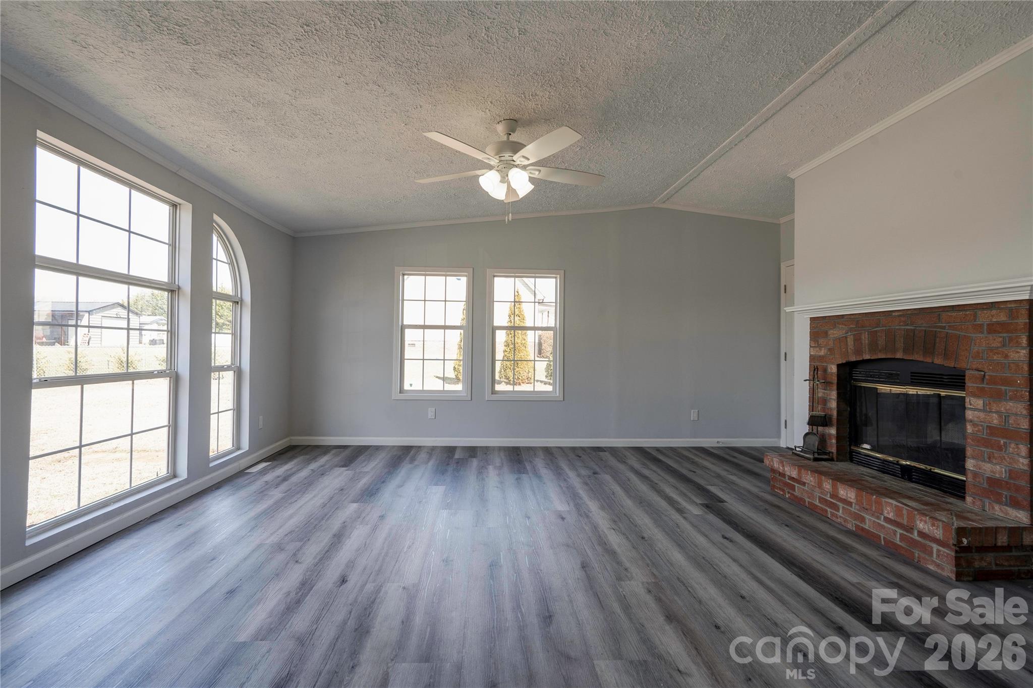 112 Jenny Drive Property Photo 12