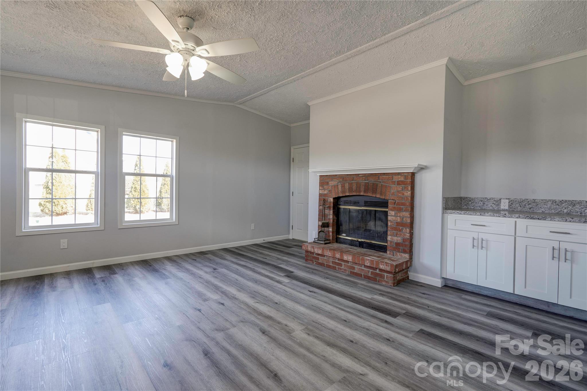 112 Jenny Drive Property Photo 13