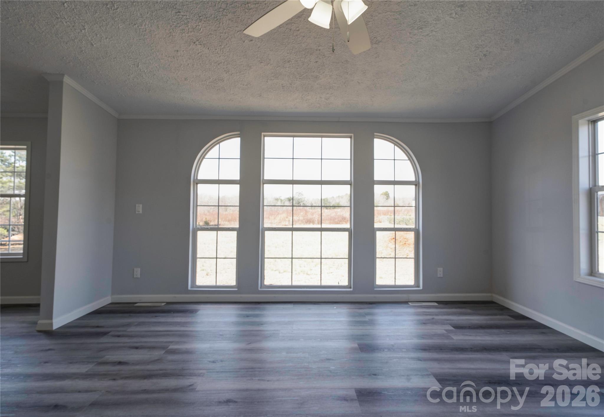 112 Jenny Drive Property Photo 15
