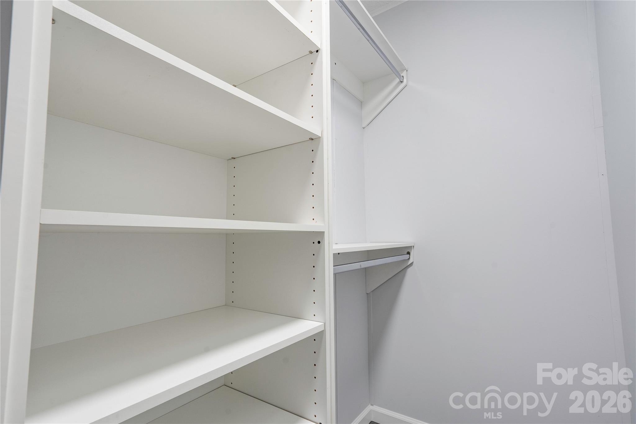 112 Jenny Drive Property Photo 26