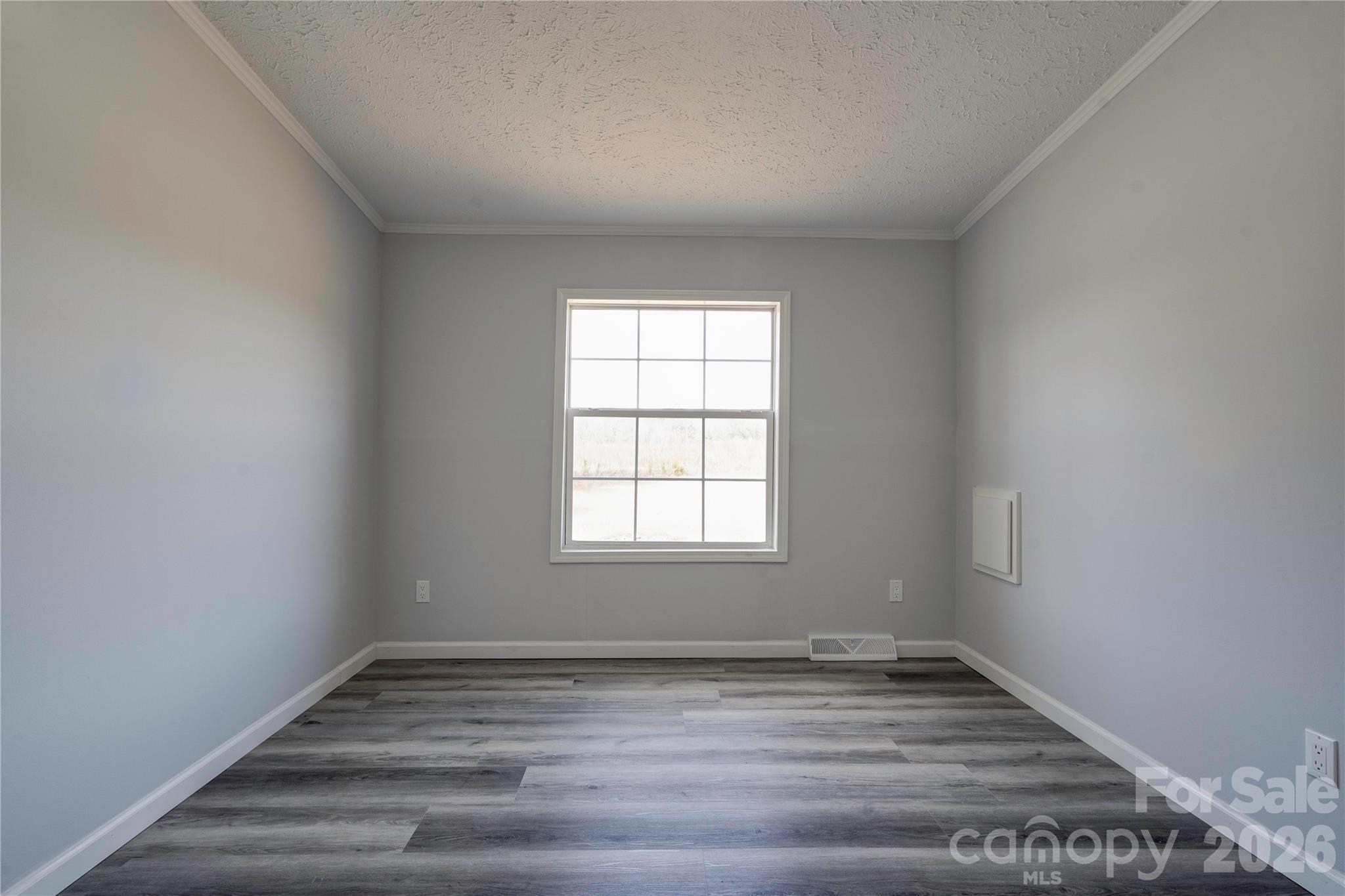 112 Jenny Drive Property Photo 28