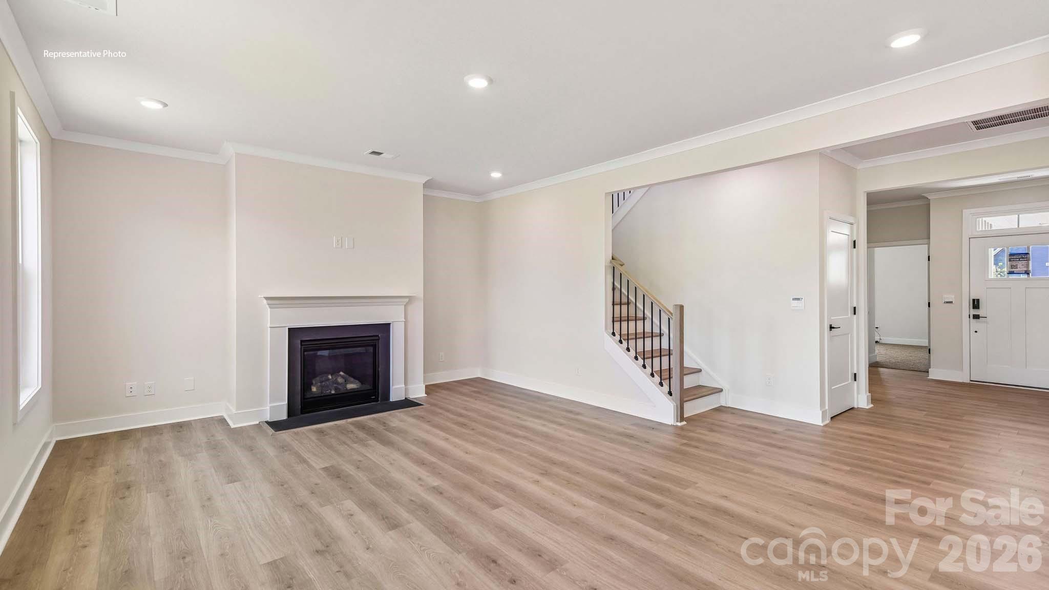 4273 Round Table Drive Property Photo 2