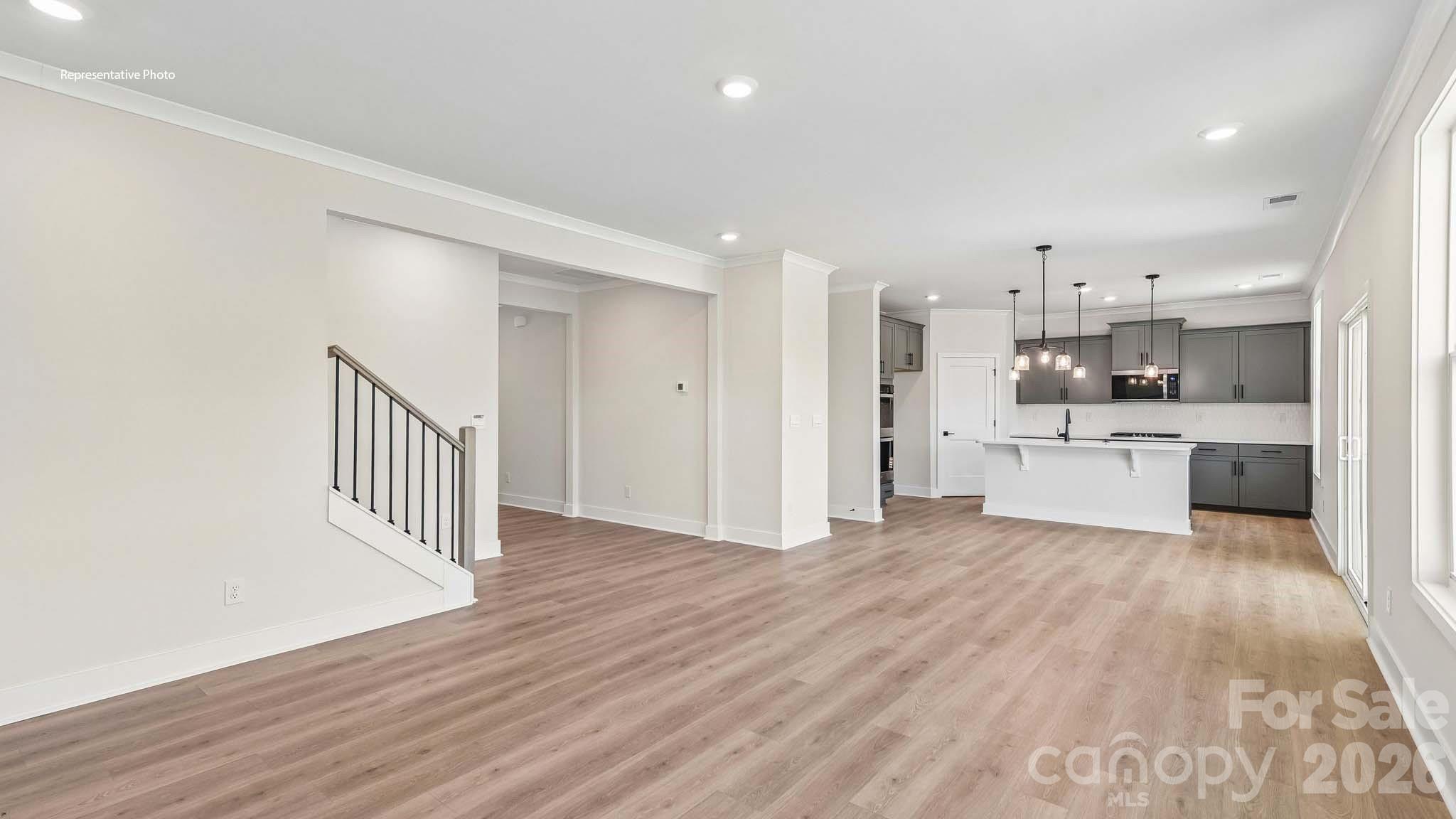4273 Round Table Drive Property Photo 6