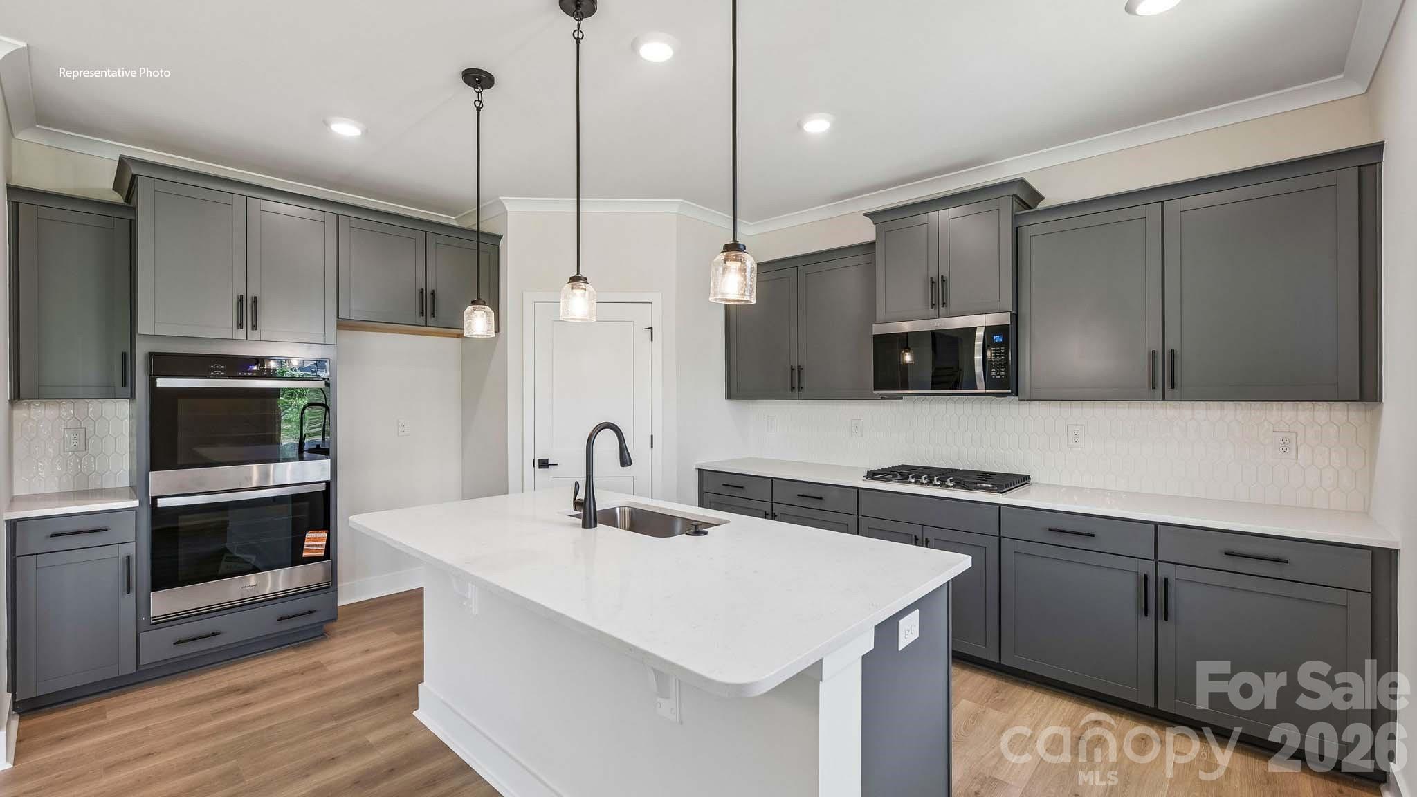4273 Round Table Drive Property Photo 10