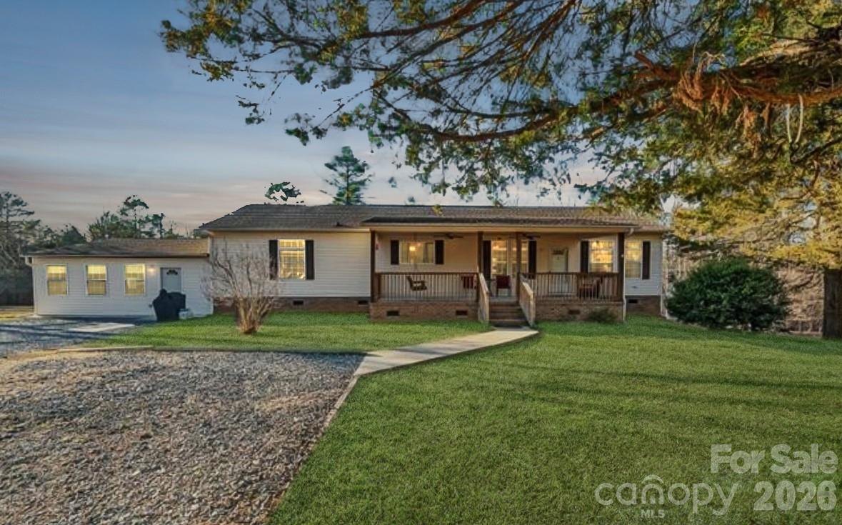 2411 Mission Road Property Photo 1