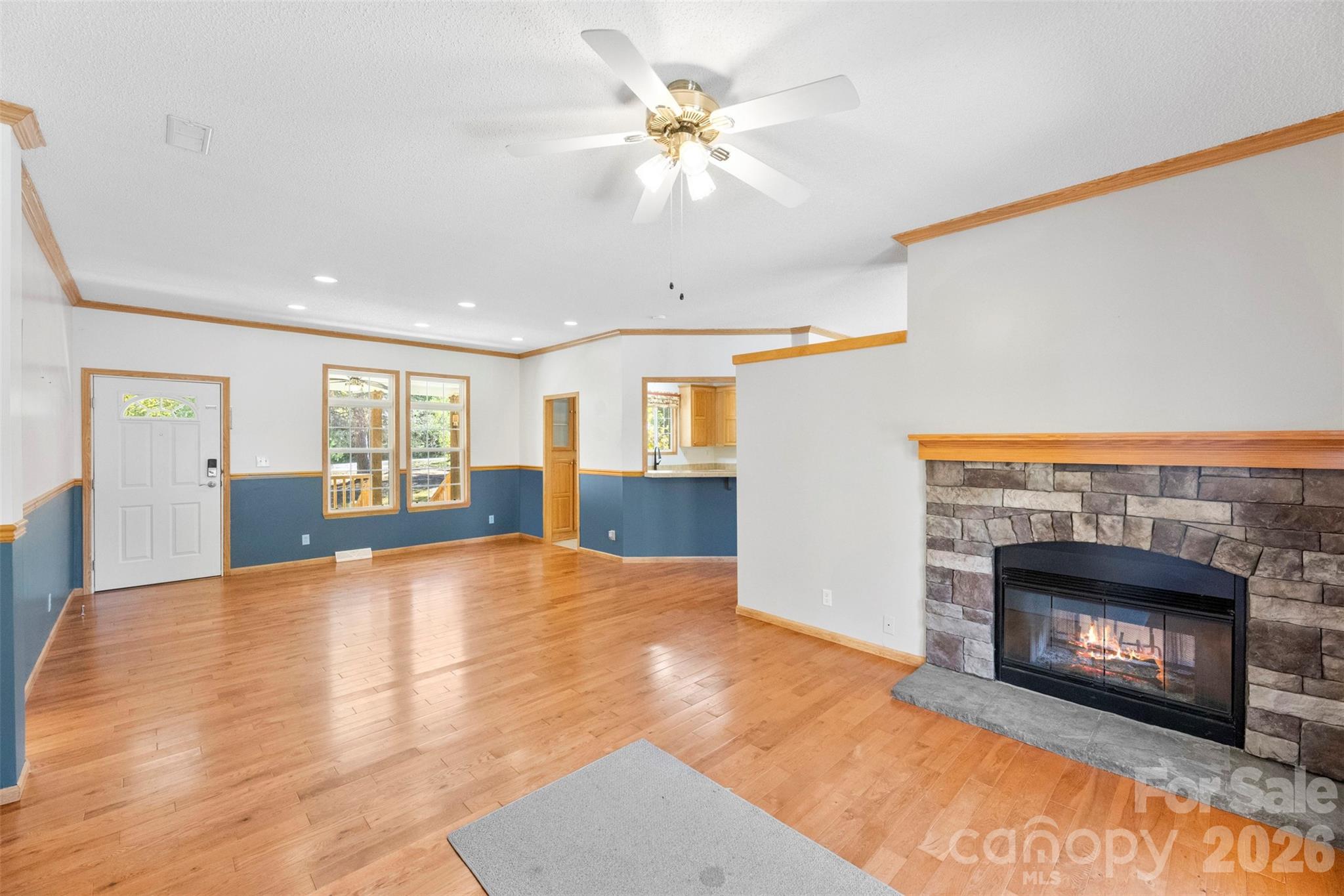 2411 Mission Road Property Photo 4