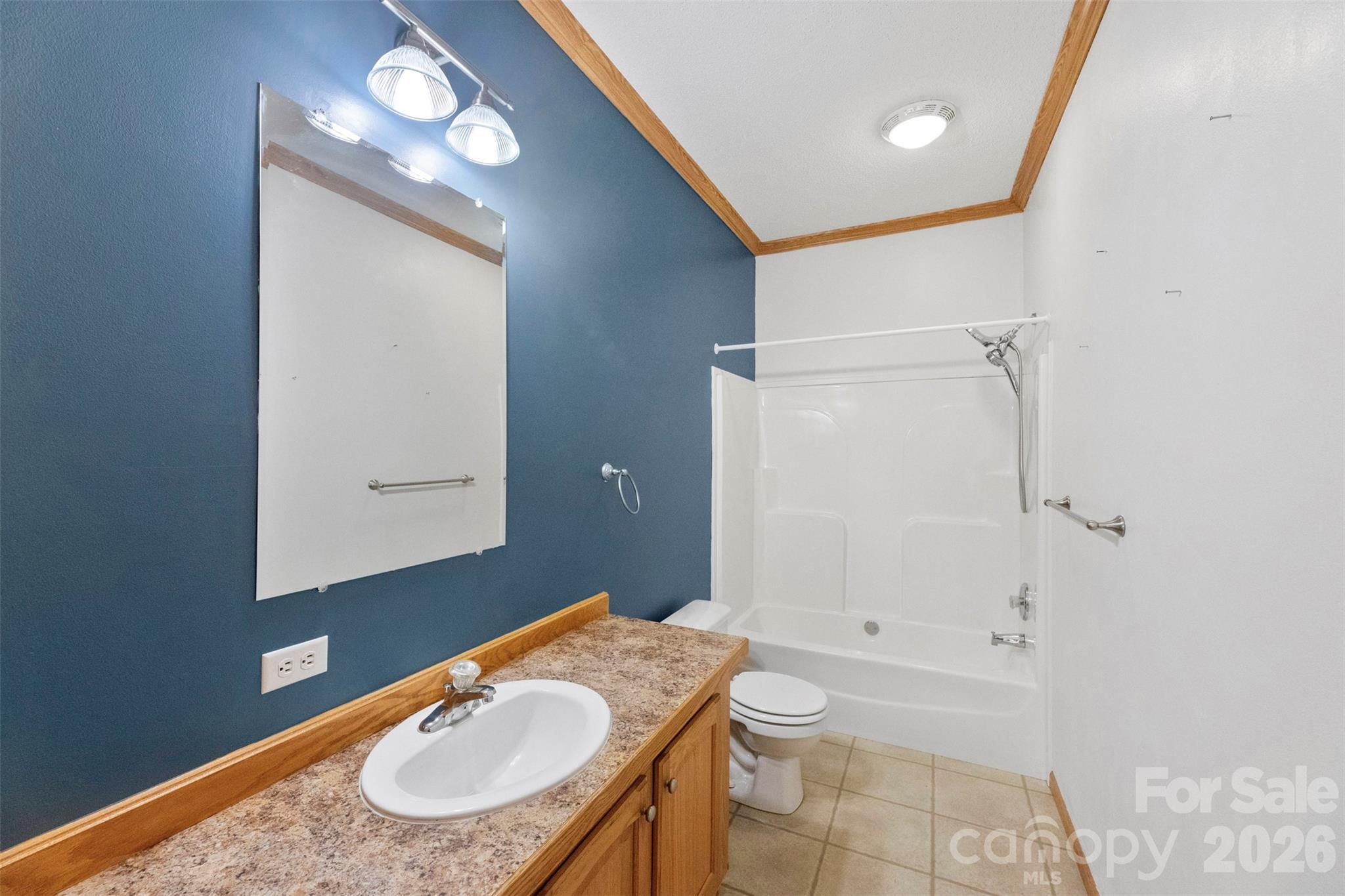 2411 Mission Road Property Photo 18