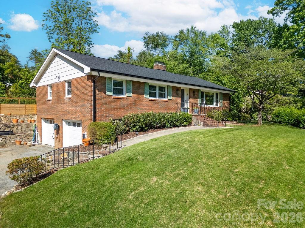 84 Far Hills Terrace Property Photo 2
