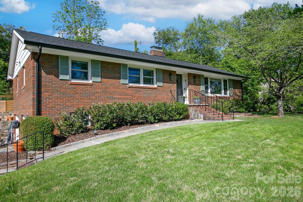 84 Far Hills Terrace Property Photo 4