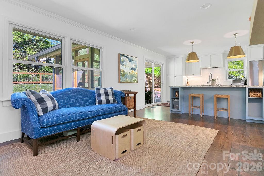 84 Far Hills Terrace Property Photo 17