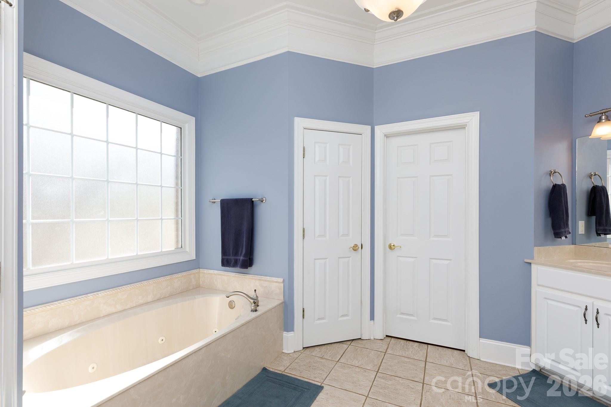 1568 Blanchard Bend Property Photo 14
