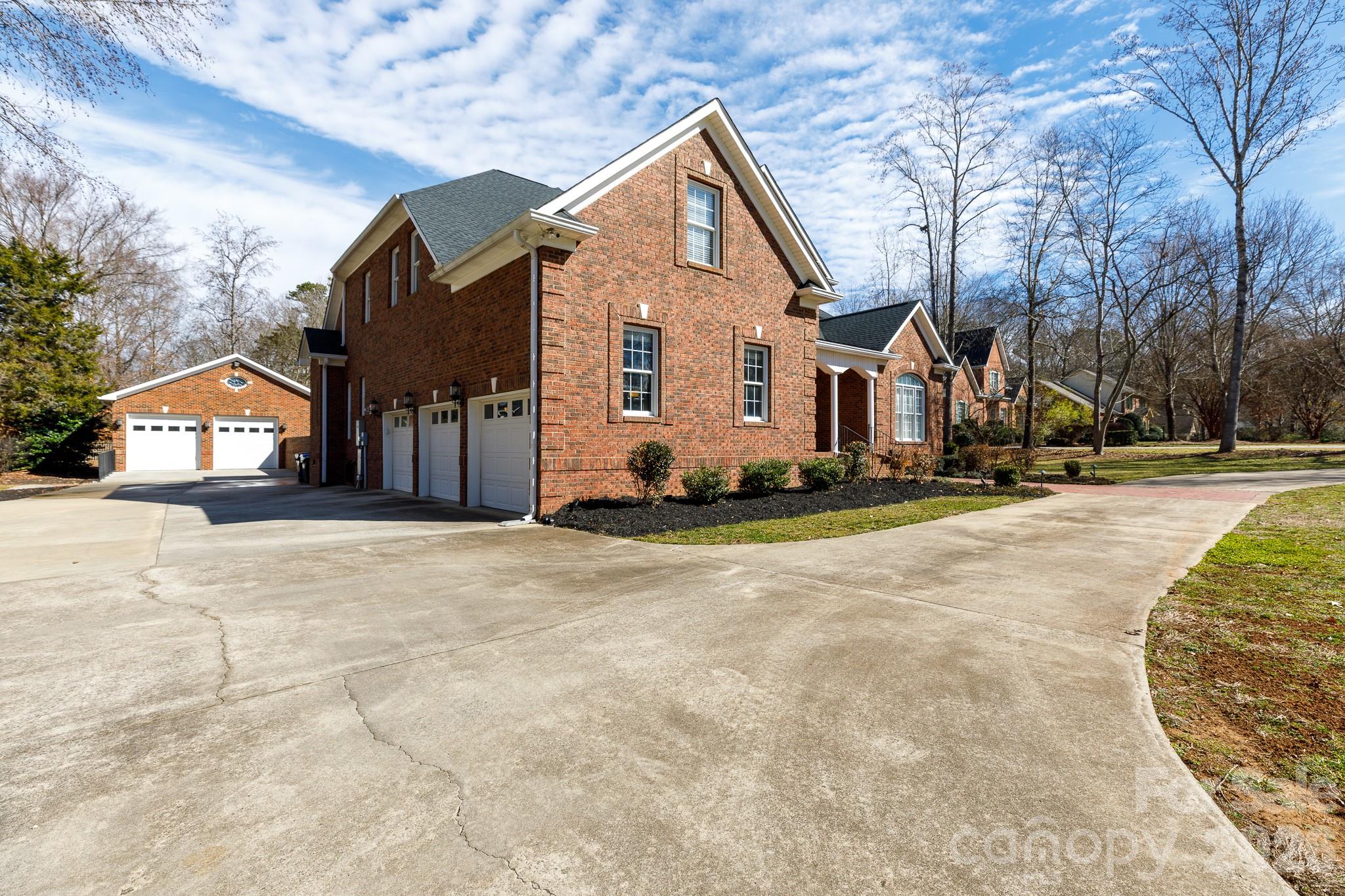 1568 Blanchard Bend Property Photo 33