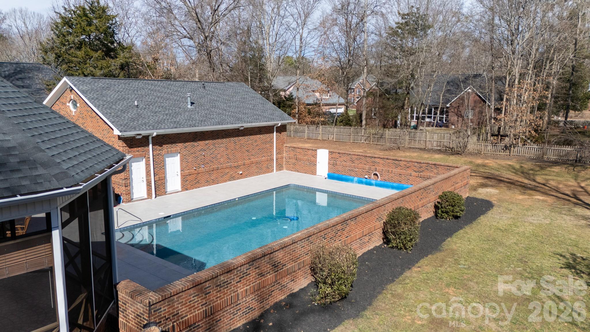 1568 Blanchard Bend Property Photo 35