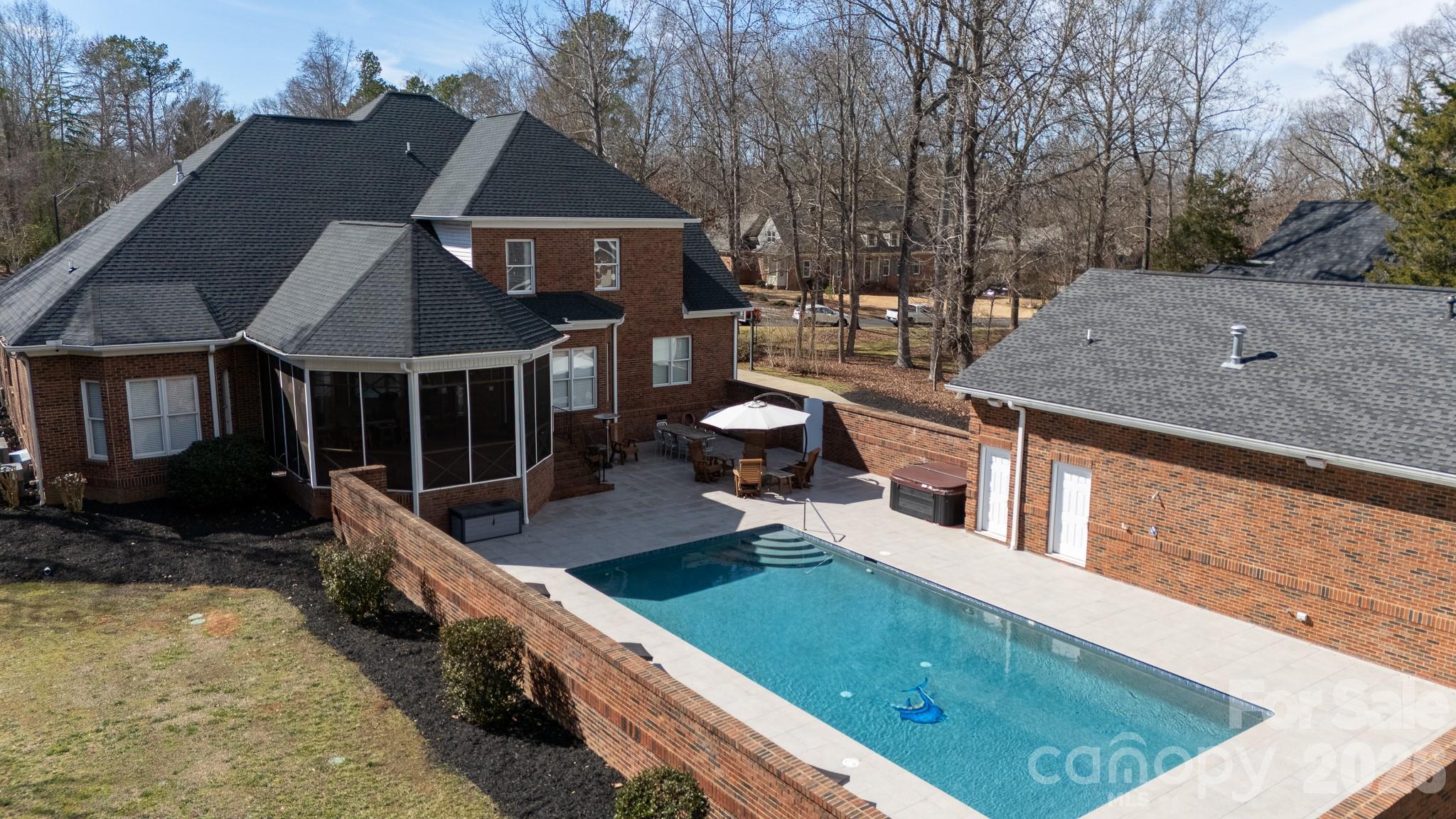 1568 Blanchard Bend Property Photo 36