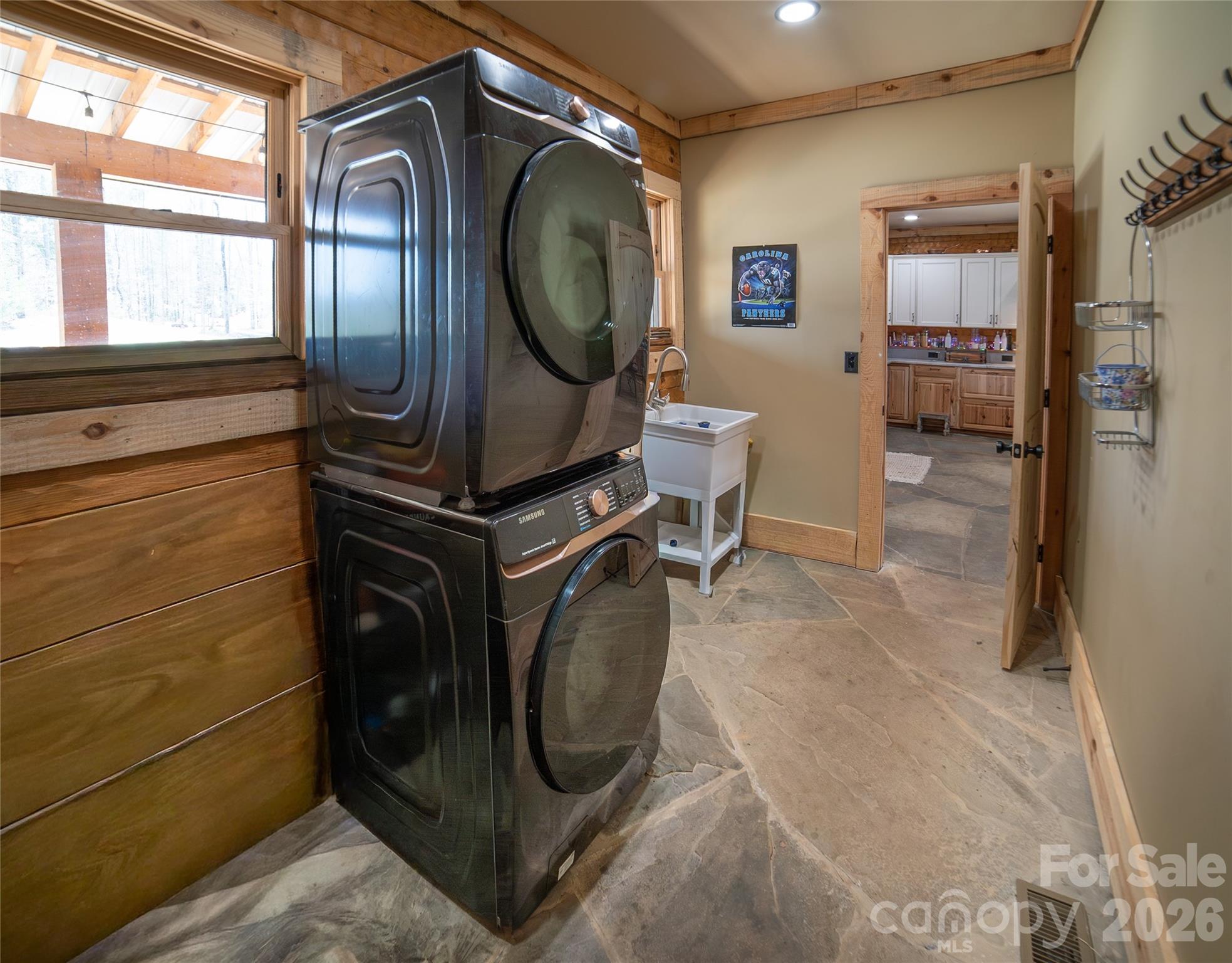 4885 Grandin Road Property Photo 21