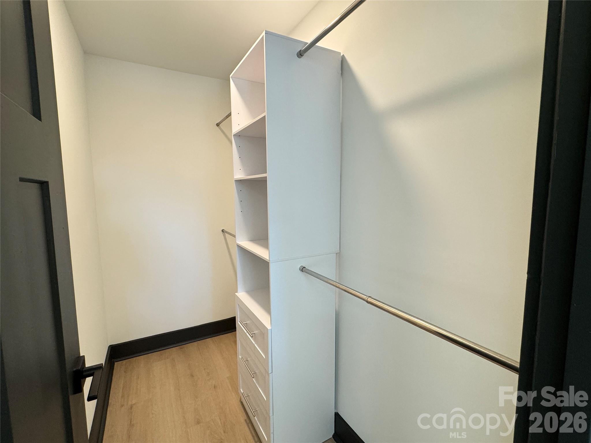 5916 Griffith Road Property Photo 24