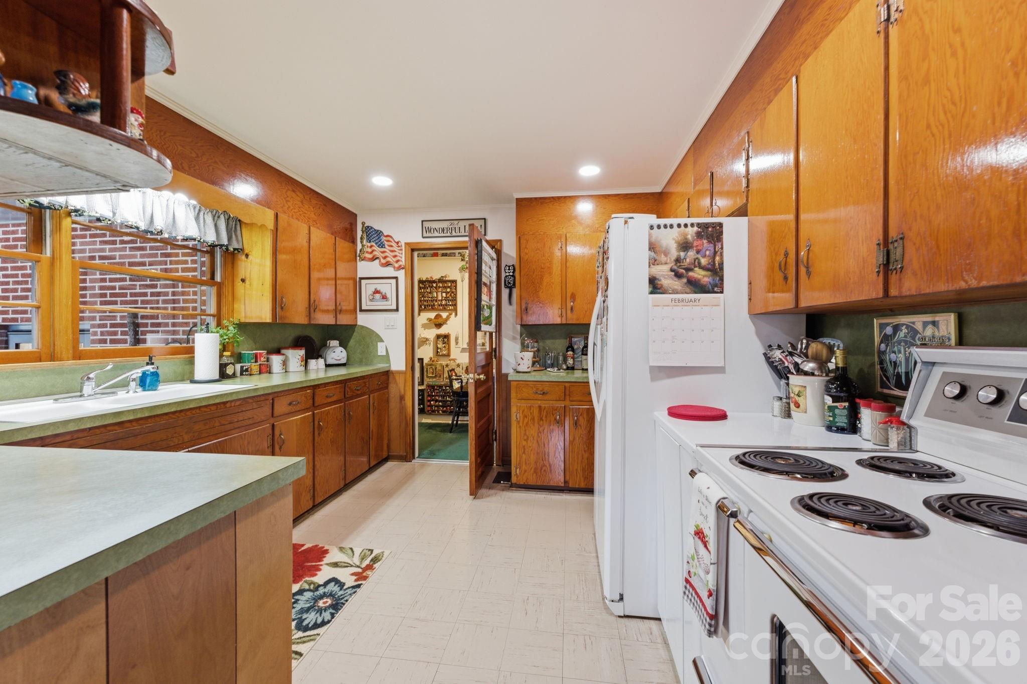 504 Greens Creek Road Property Photo 8