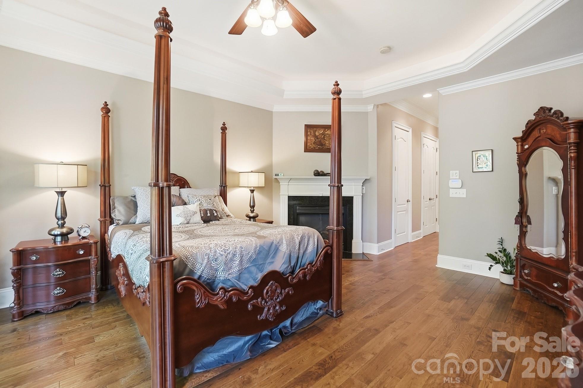 932 Thorn Ridge Lane Property Photo 18