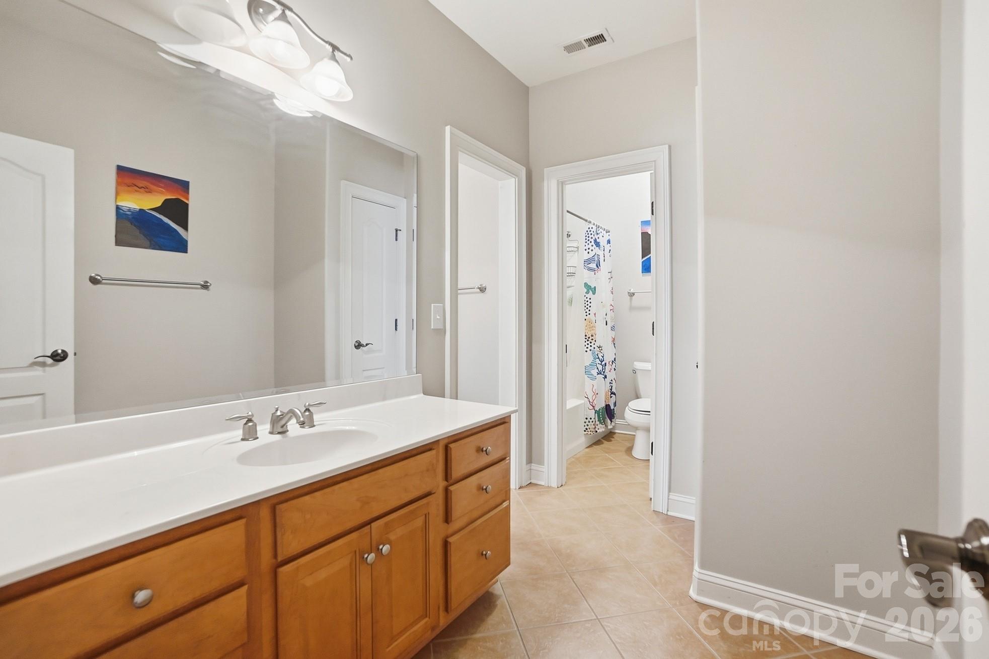 932 Thorn Ridge Lane Property Photo 23