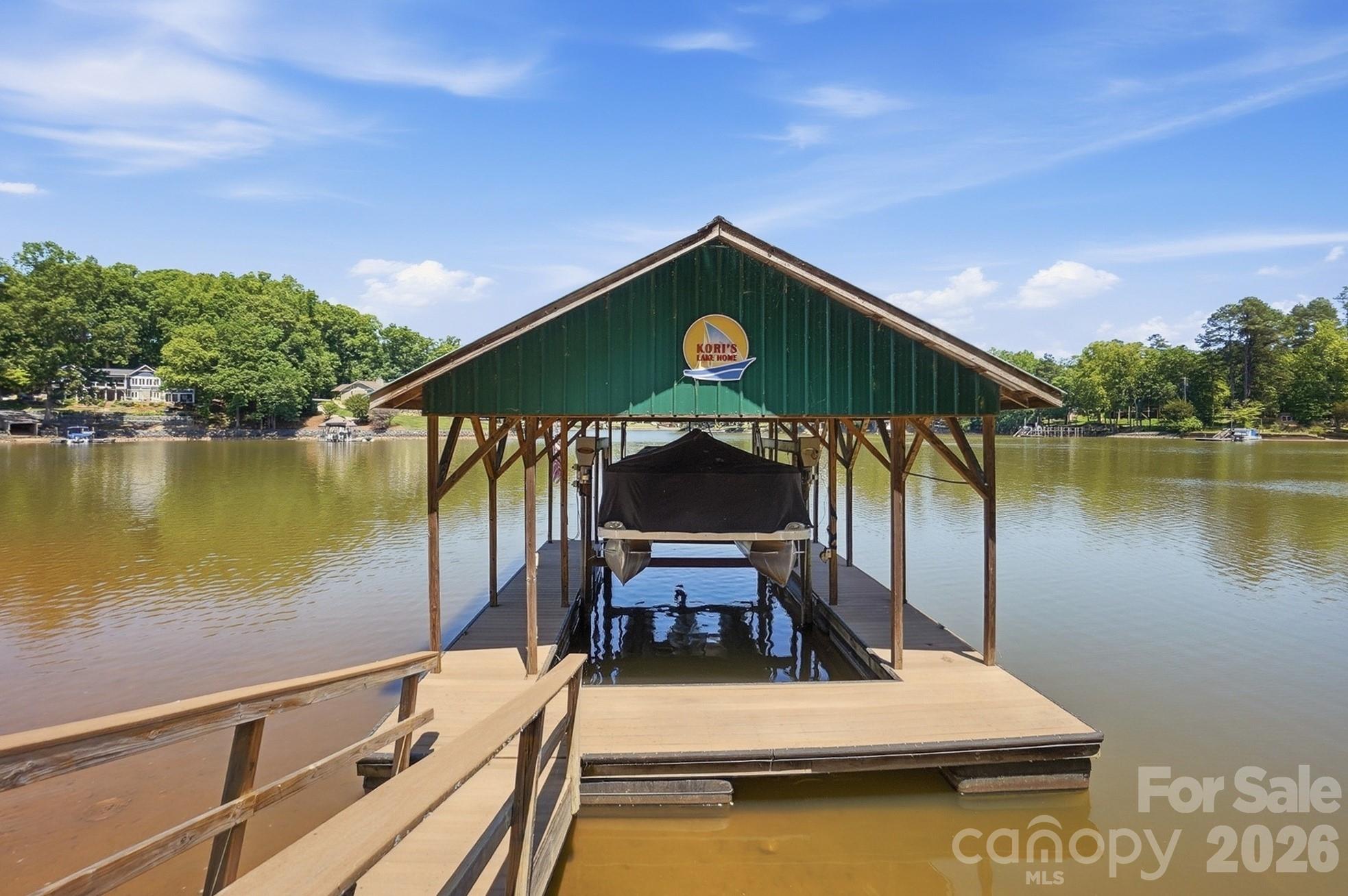 932 Thorn Ridge Lane Property Photo 45