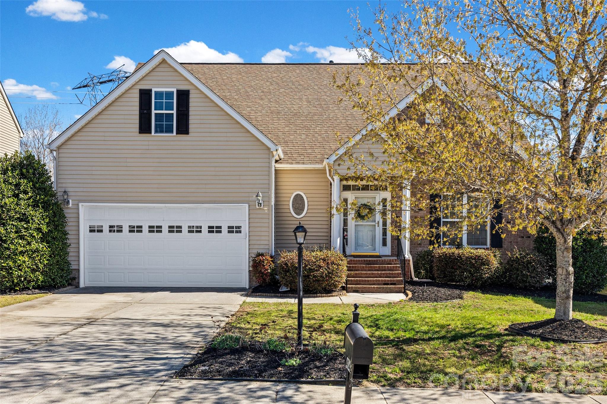 4042 Sunset Ridge Drive Property Photo 1