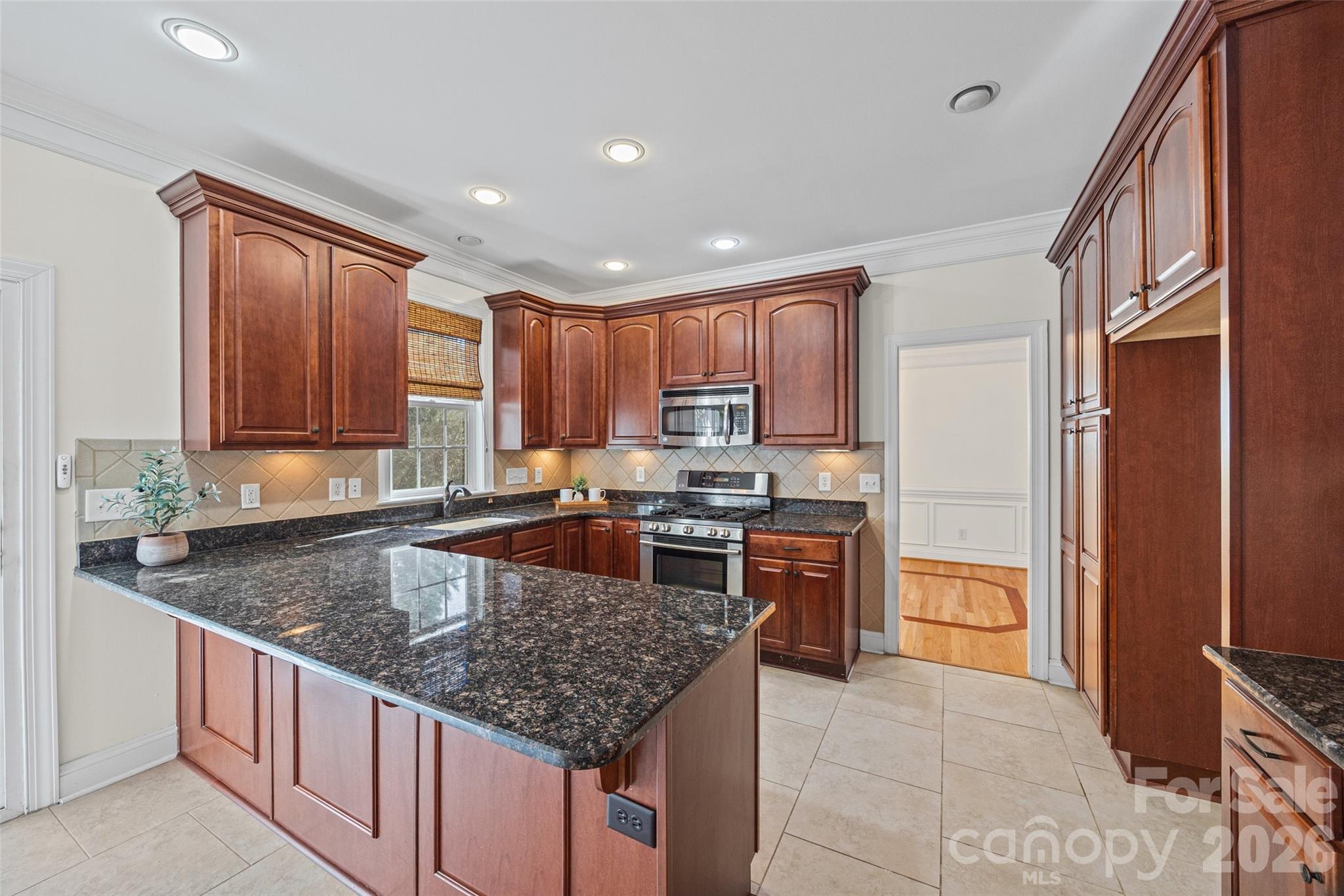 4042 Sunset Ridge Drive Property Photo 15