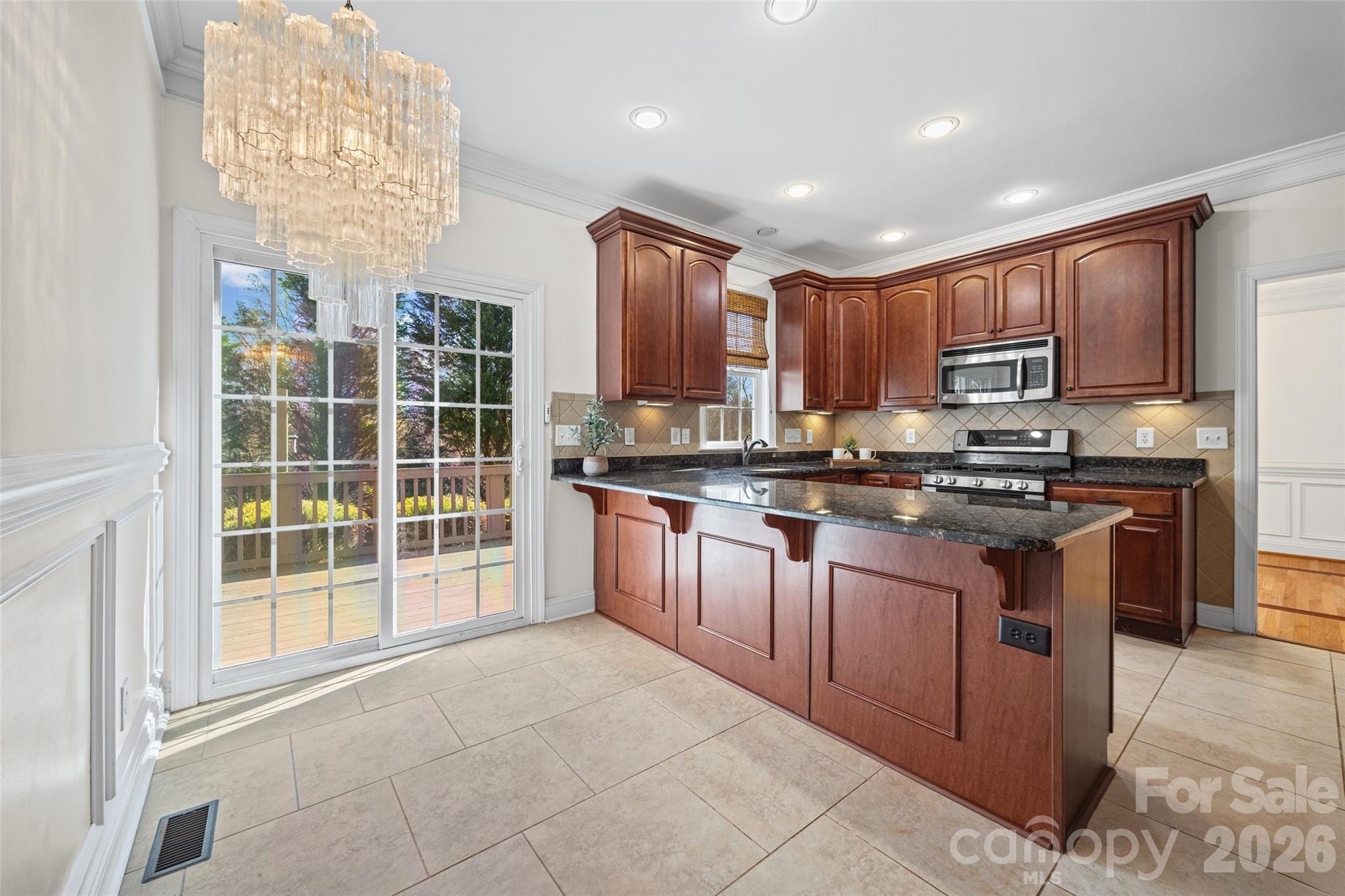 4042 Sunset Ridge Drive Property Photo 21