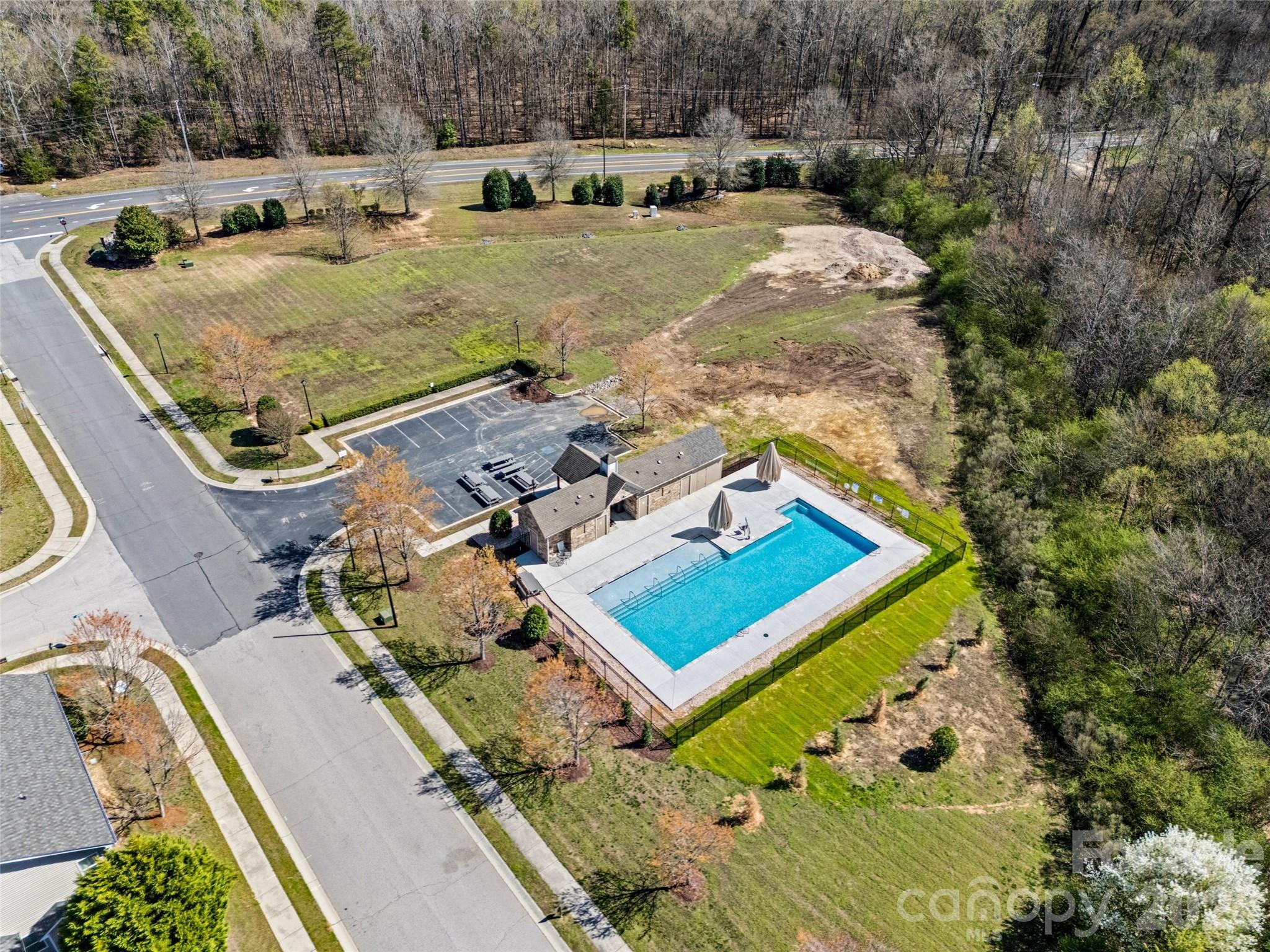 4042 Sunset Ridge Drive Property Photo 42