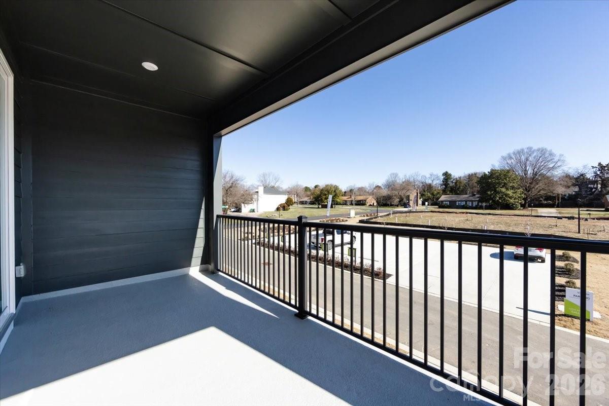 4623 Swan Meadow Lane Property Photo 7