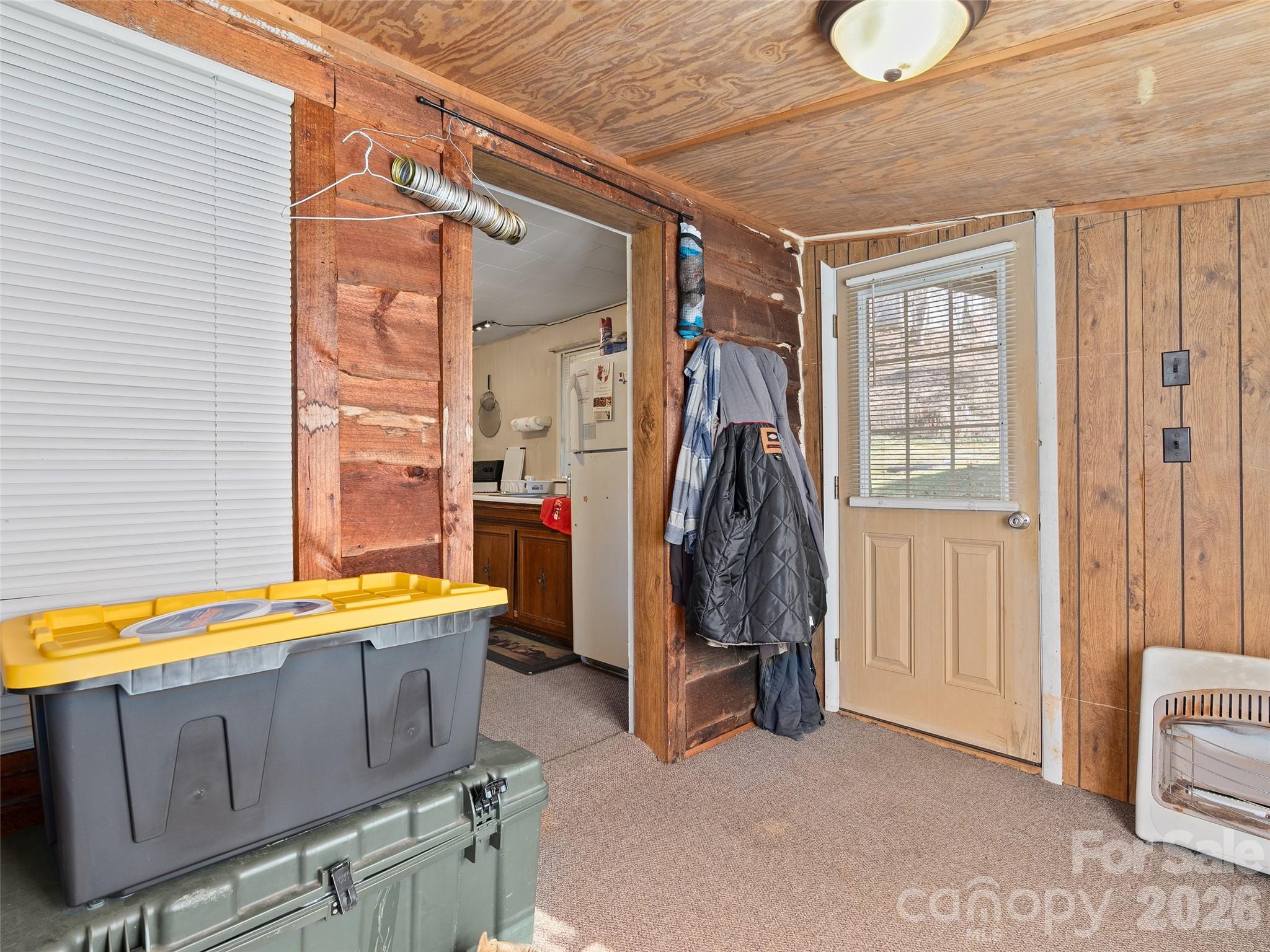186 Creekmont Drive Property Photo 16