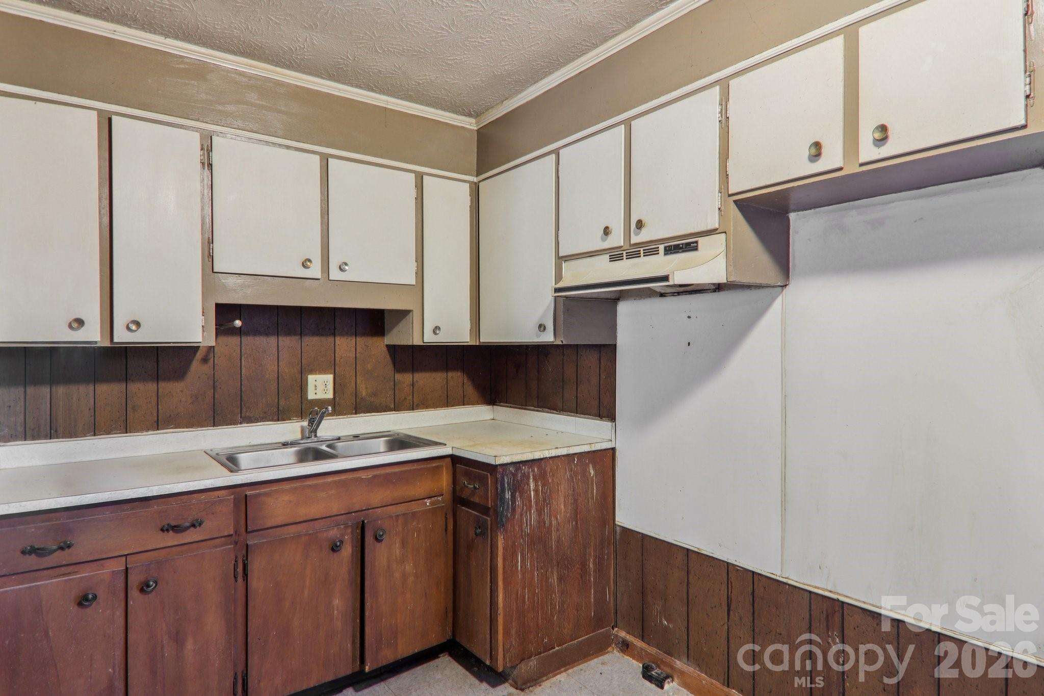71,73,75 Forest Drive Property Photo 14