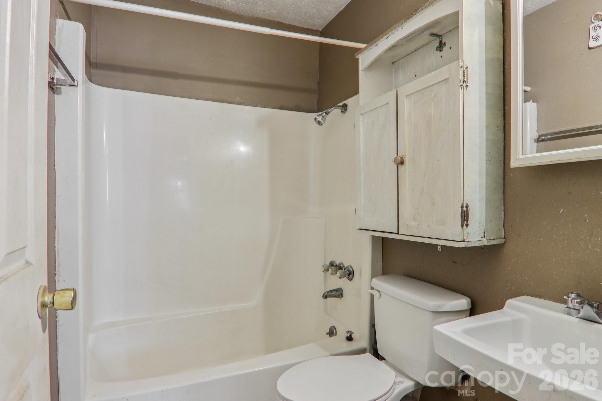 71,73,75 Forest Drive Property Photo 20