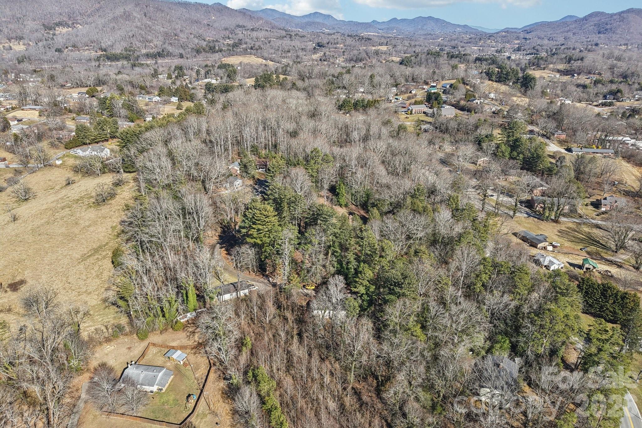 71,73,75 Forest Drive Property Photo 36