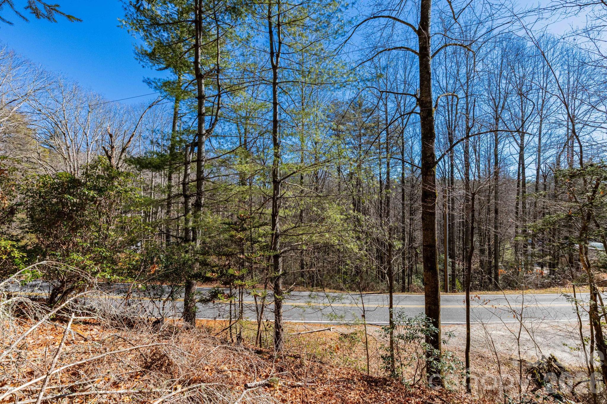 999 Flat Creek Valley Road Property Photo 5