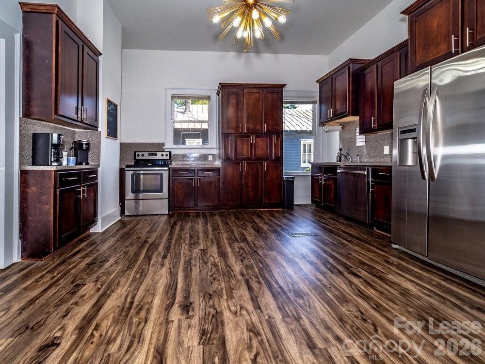 306 N Salem Avenue Property Photo 3