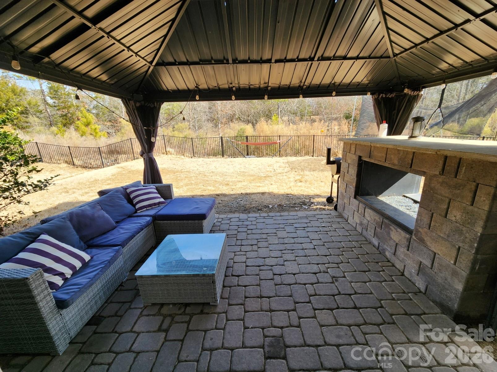 16819 Cozy Cove Road Property Photo 7