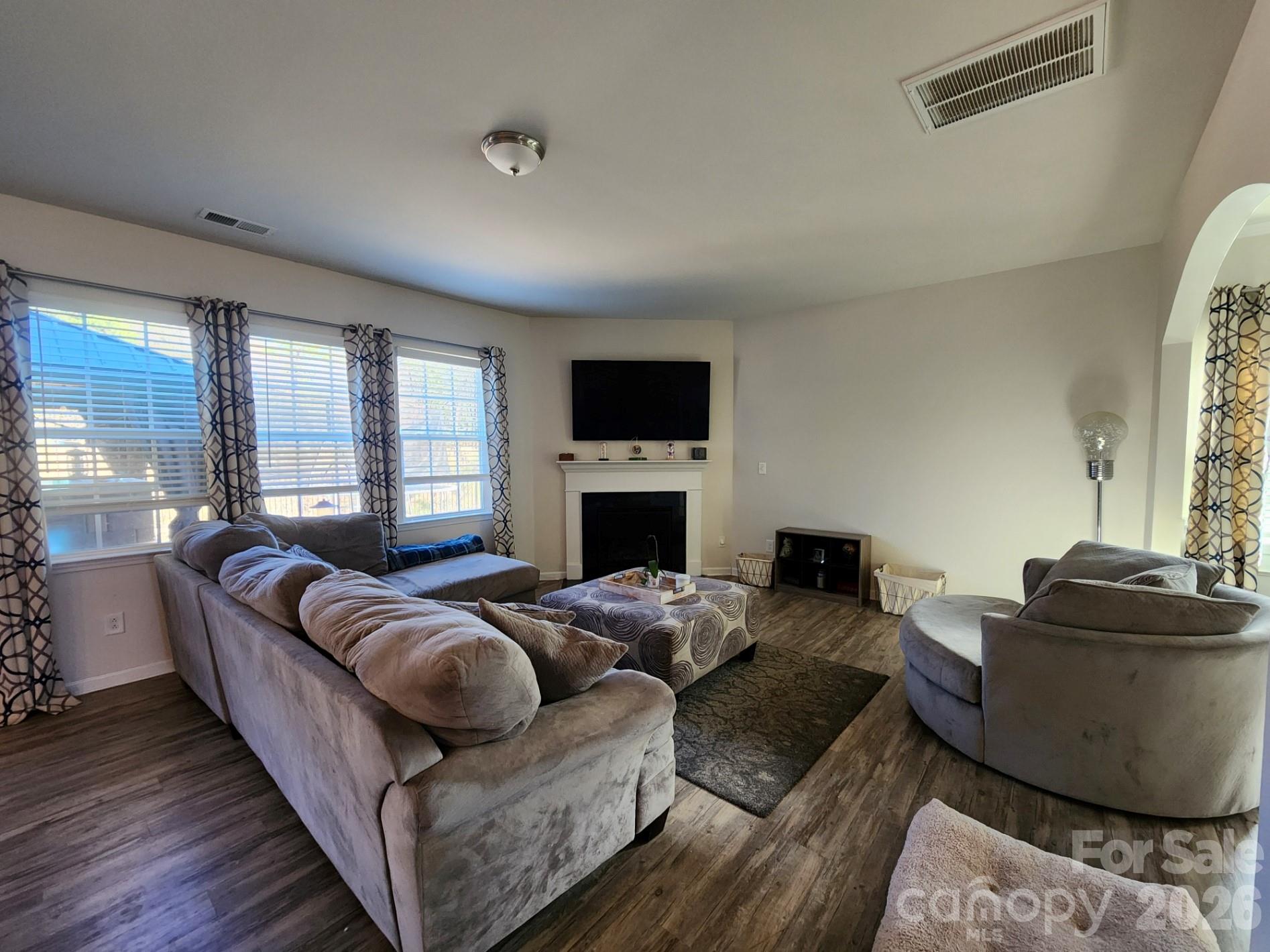 16819 Cozy Cove Road Property Photo 13