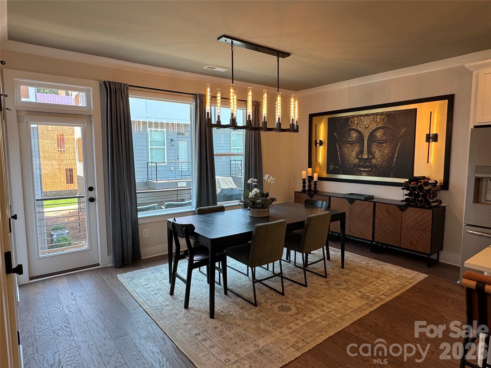 322 E Cama Street Property Photo 8