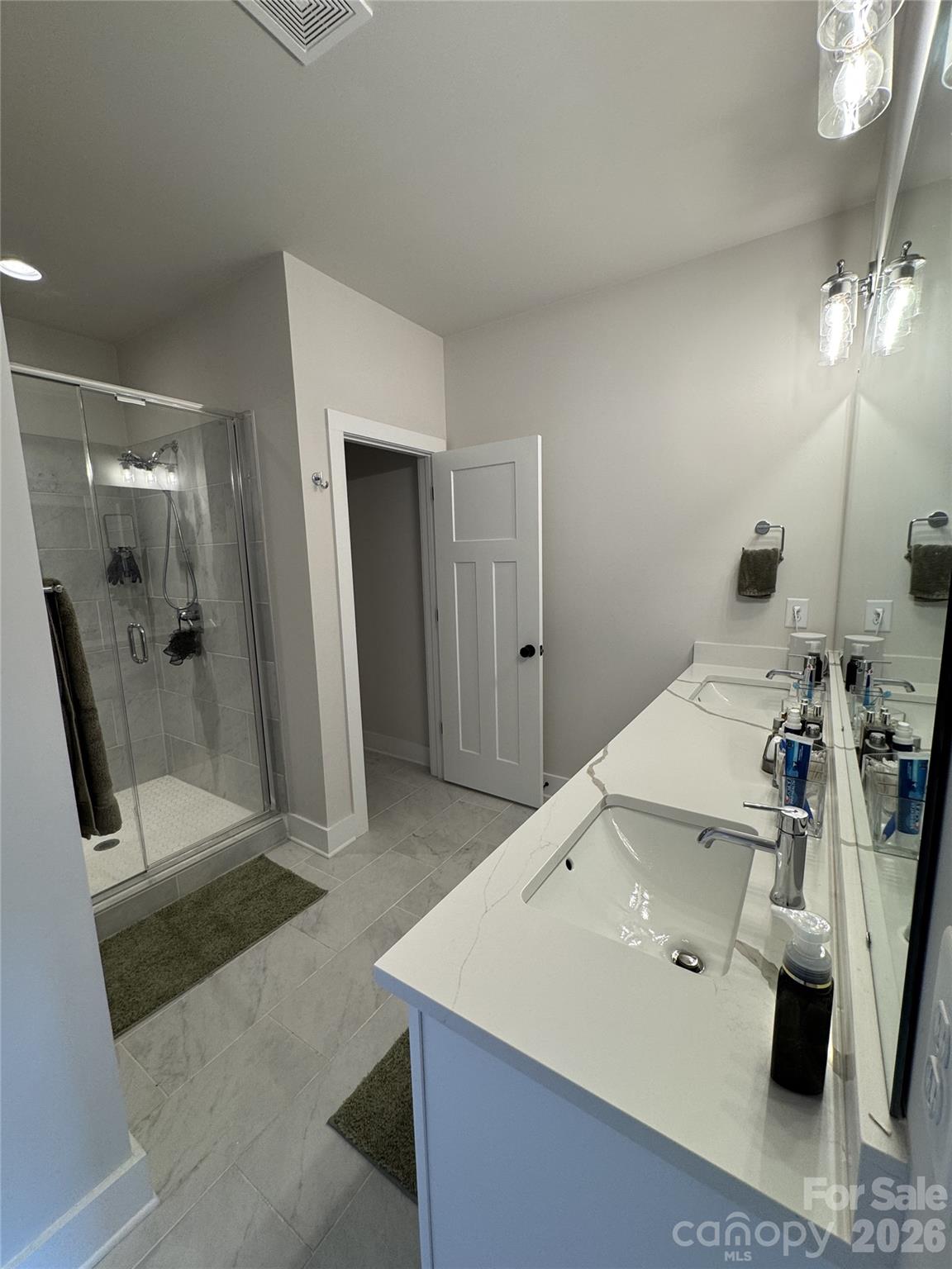 322 E Cama Street Property Photo 16
