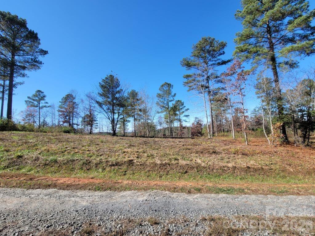 2076 Island View Lane Property Photo 2
