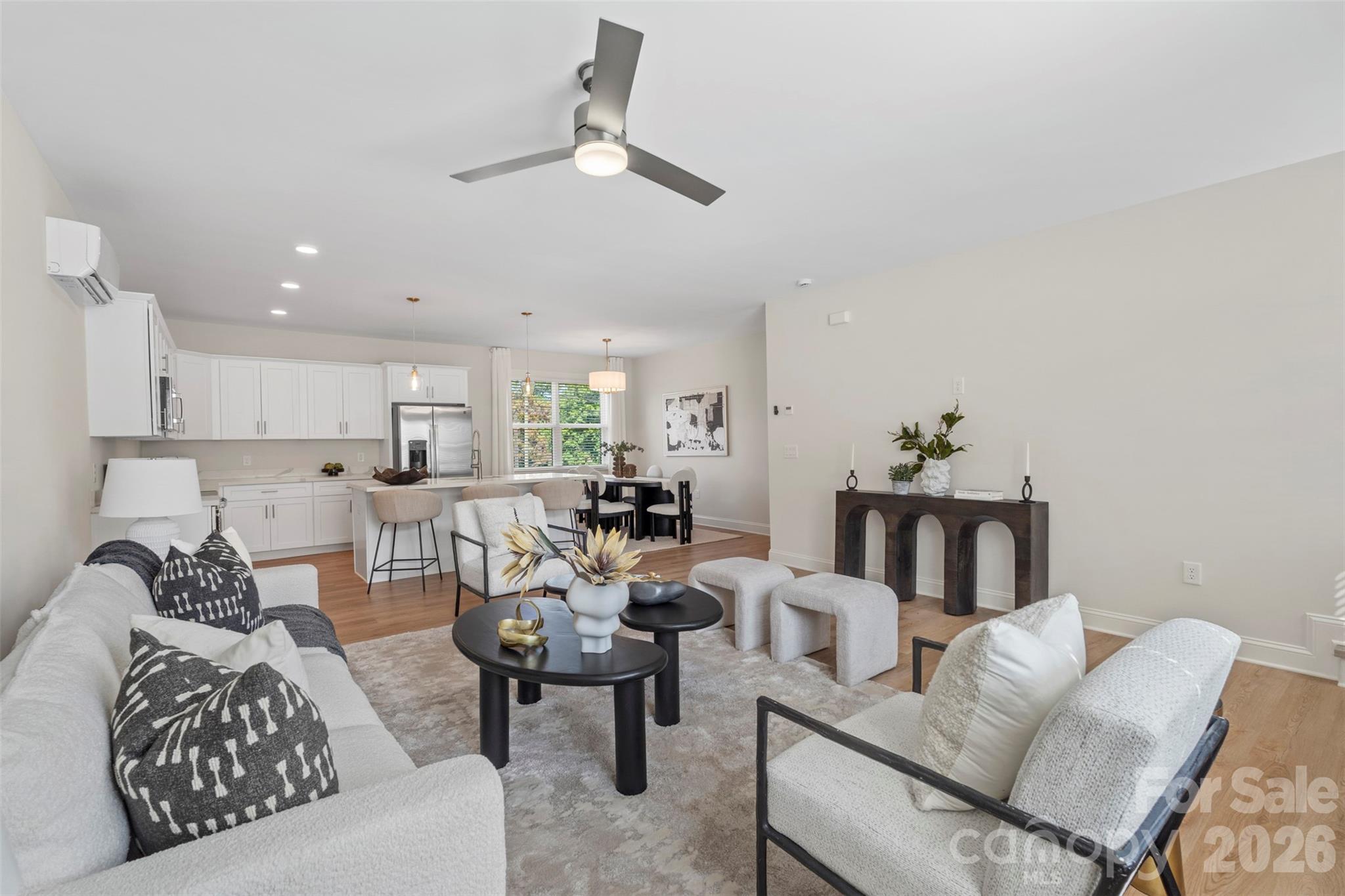 2100 Bombay Way Property Photo 13